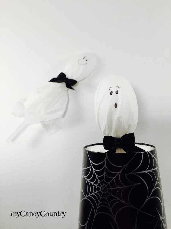Halloween: fantasmi fai da te riciclando un cucchiaio bambini Halloween fai da te plastica Riciclo Creativo 