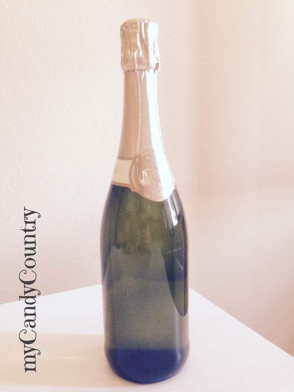 Creare una bottiglia laureata: idea creativa per la festa di laurea carta e cartone Cerimonie fai da te feltro regali fai da te vetro 